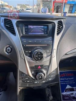 هيونداي أزيرا